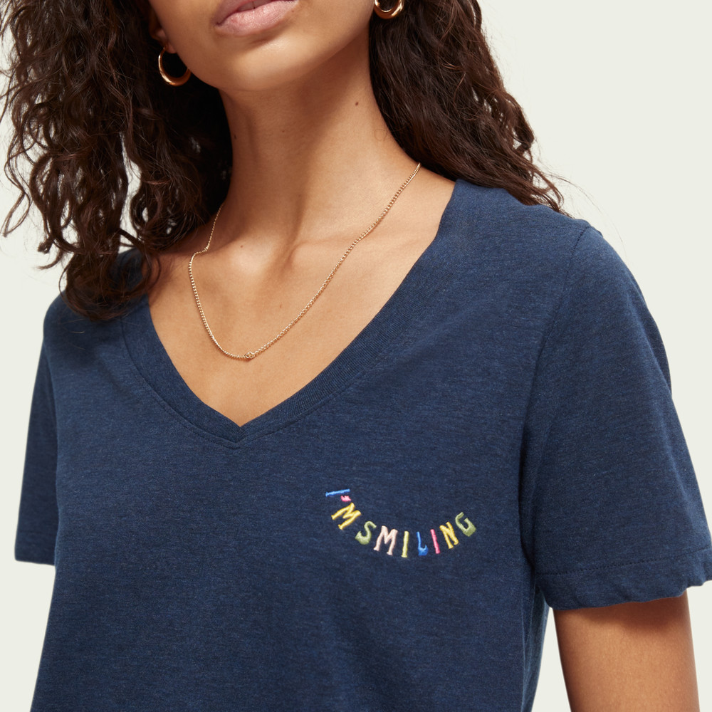 Scotch & Soda Women's Embroidered v-neck T-shirt